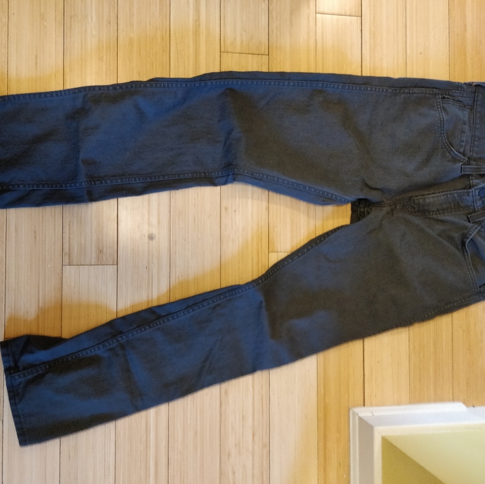 Levi's 513 jeans